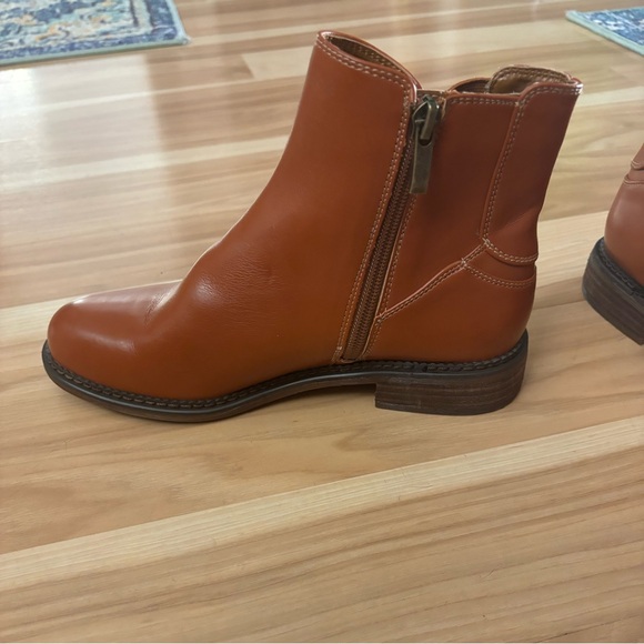 Franco Sarto Horrace Leather Bootie In Cognac Brown Size 6 New - Picture 3 of 9